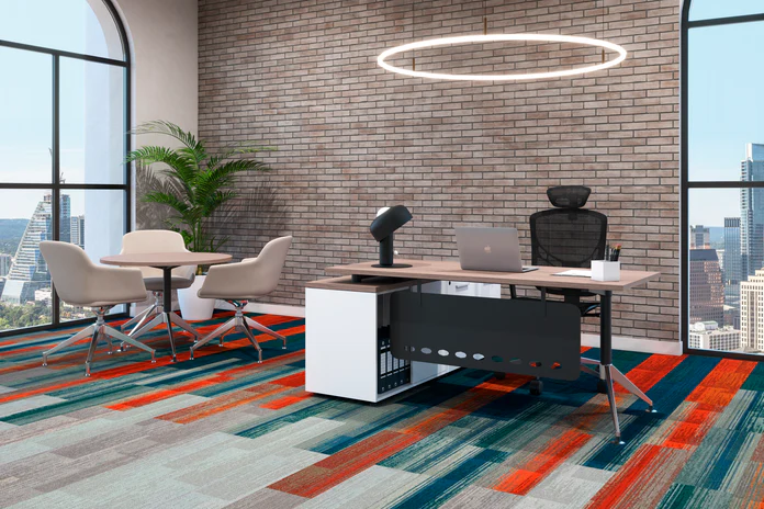 Escritorios corporativos para oficinas con diseño moderno y profesional